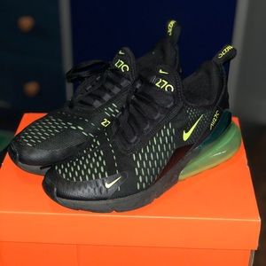 Nike Air Max 270 Black and lime GOAT Rare